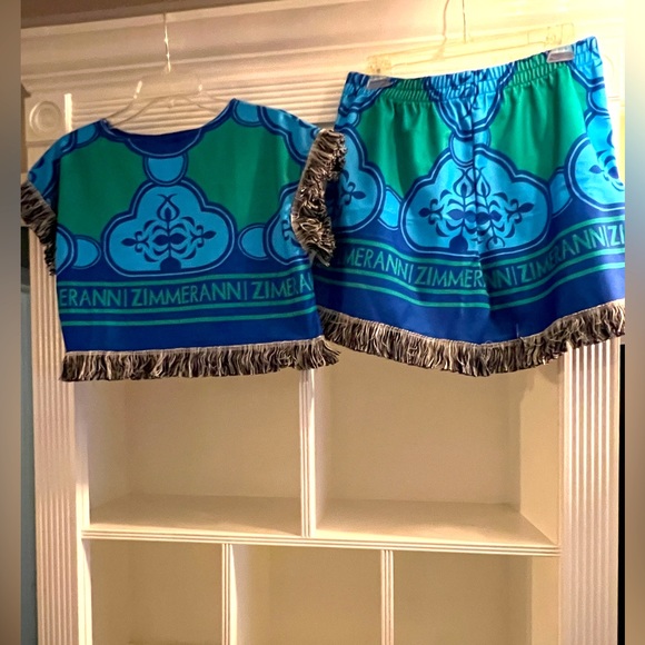 Blue and Green Shorts Set - Picture 2 of 7